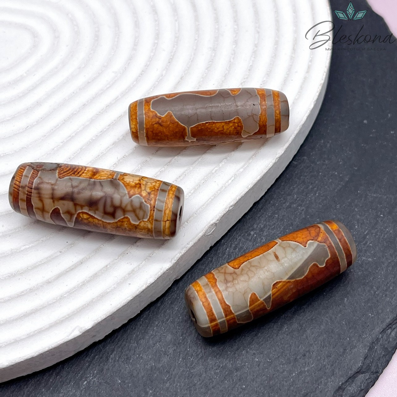 Бусина Дзи Гуань Инь серо-коричневый бочонок 40*14мм