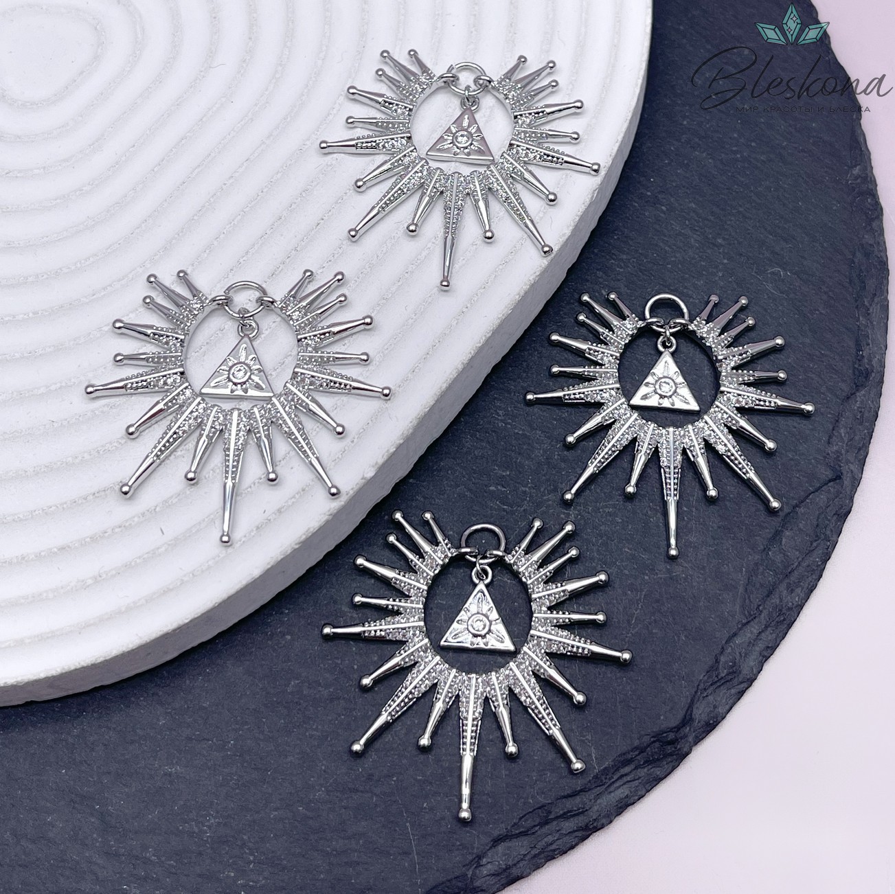 37,5*39мм, Цвет серебро, Подвеска Солнце цирконы 