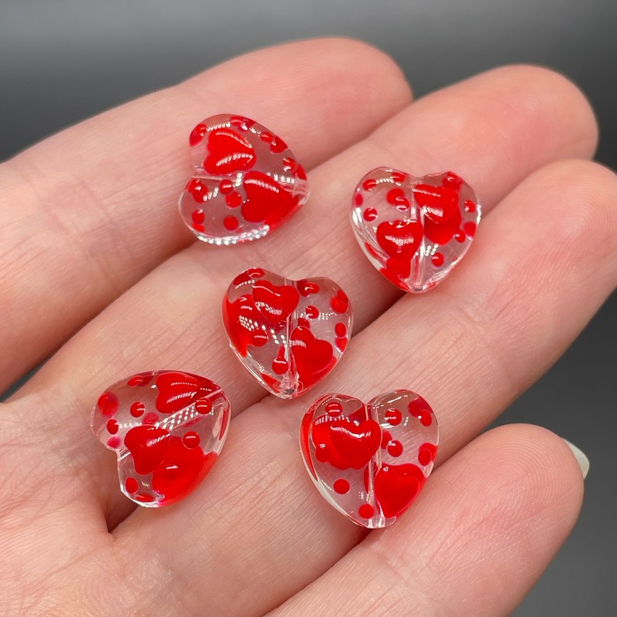 12 мм, Стекло бусина сердце с красными сердечками  уп.5 шт