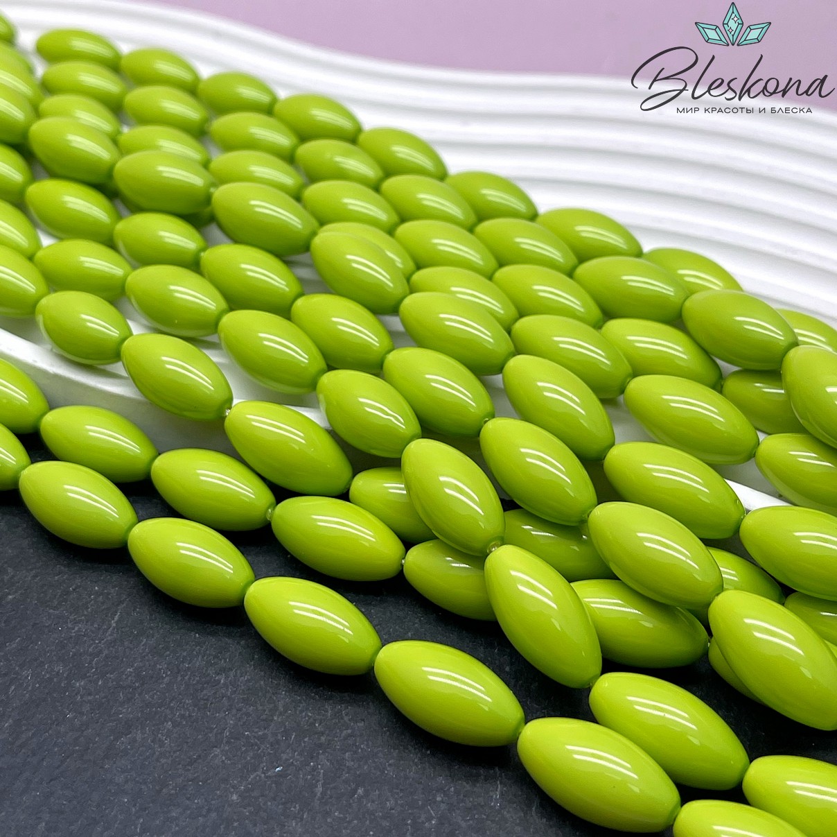 Жемчуг Майорка рис цвет светло-зеленый 20*10 мм
