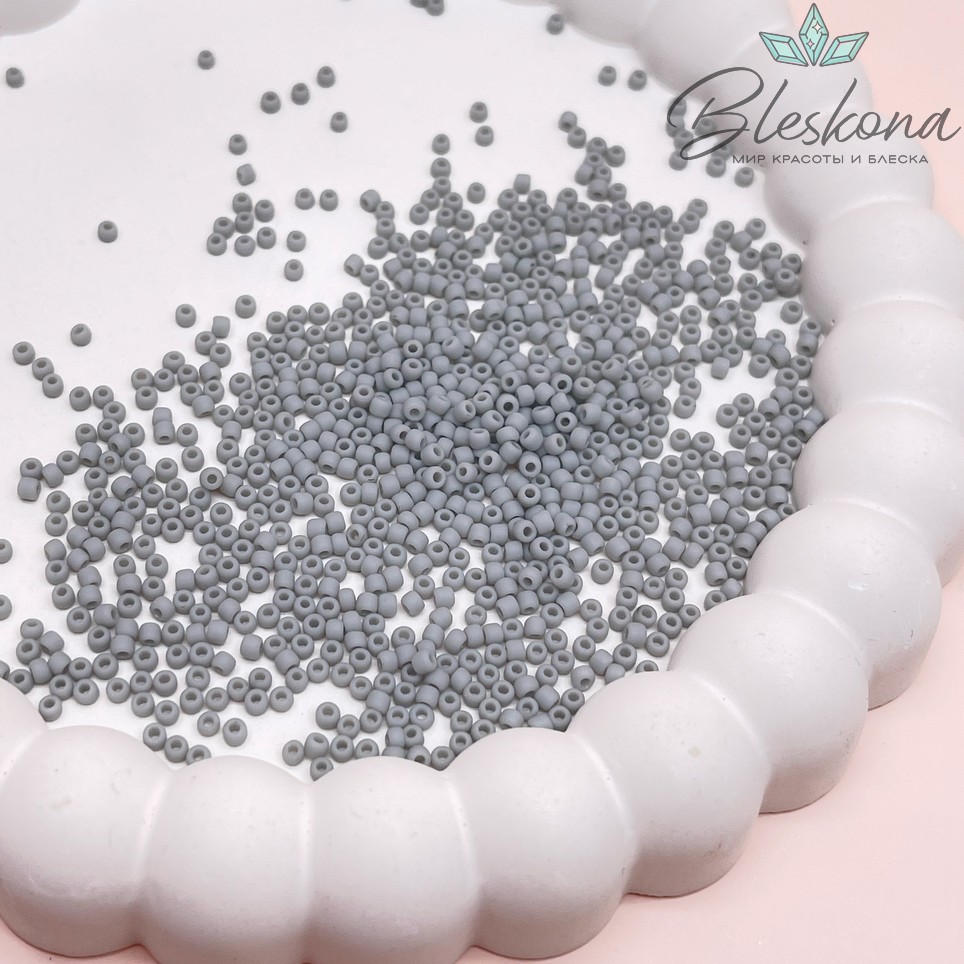 Бисер TOHO round 11/0 цвет №53F (оттенок серого)