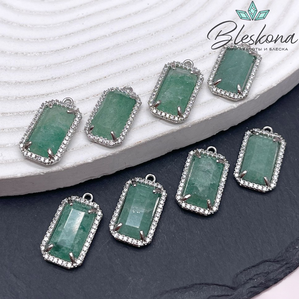 12*21мм, цвет серебро ,Подвеска Прямоугольник Кварц тонированный зеленый в обрамлении цирконы