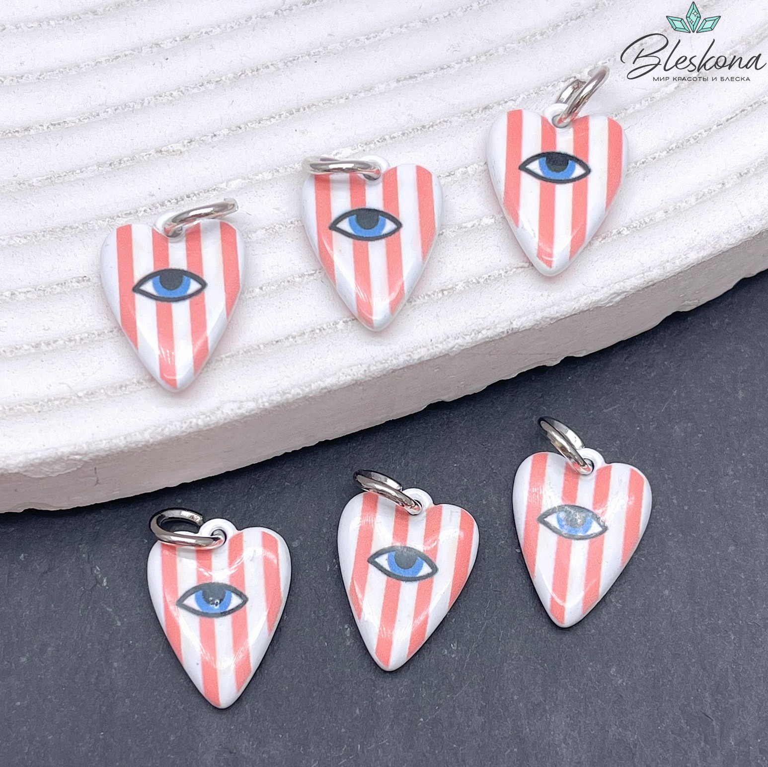 15,5*10 мм, Цвет серебро, Подвеска сердце белое глаз эмаль