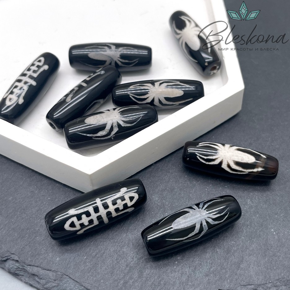 Бусина Дзи Паук и Сау черно-белый бочонок 30*11 мм