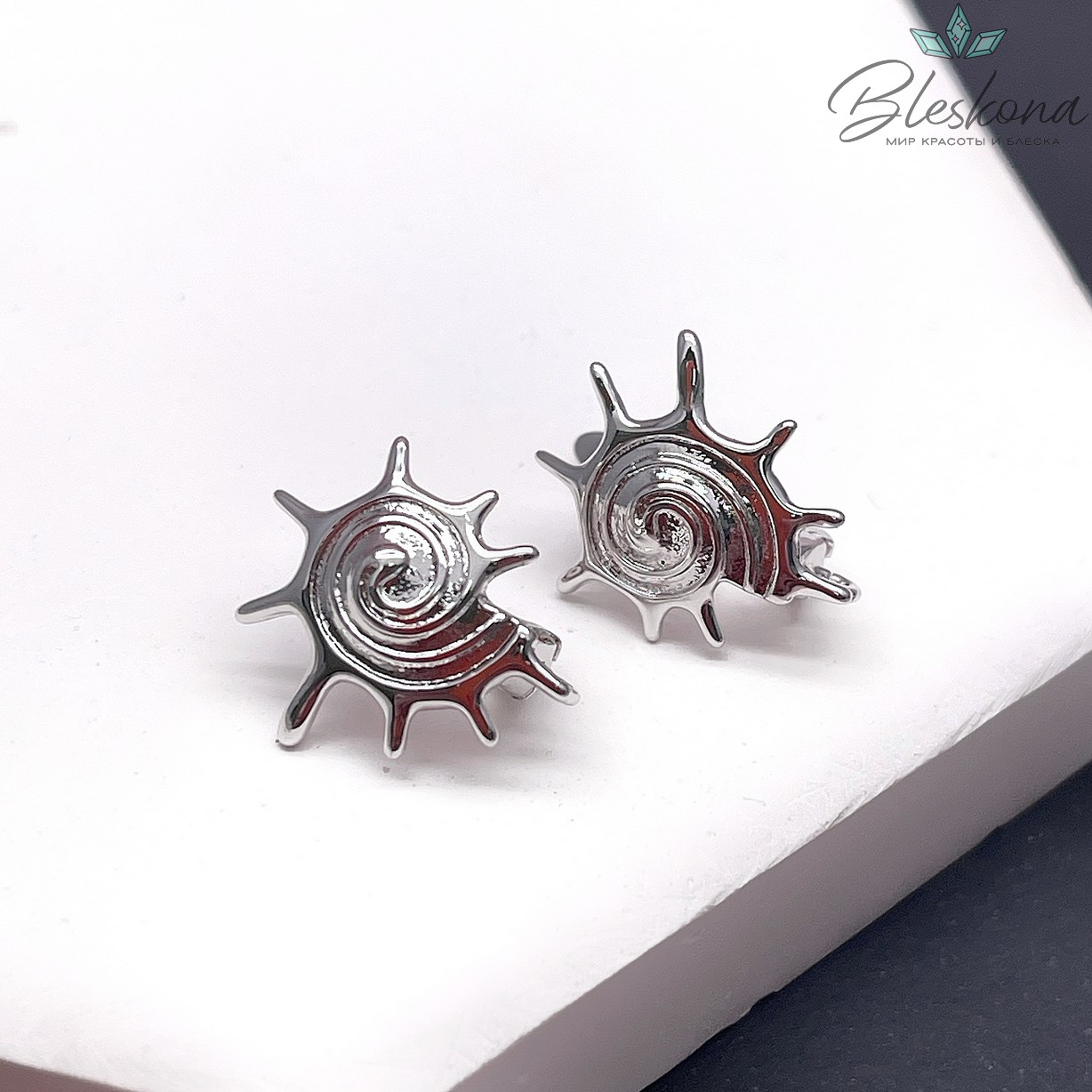 17*15 мм Цвет серебро, Швензы ракушка улитка Люкс
