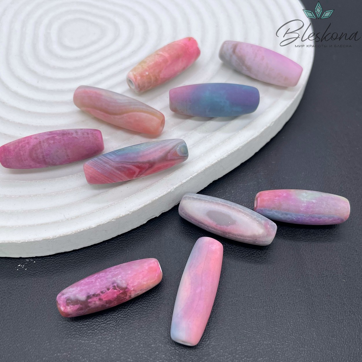 Дзи природные розовые из агата 30*11 мм