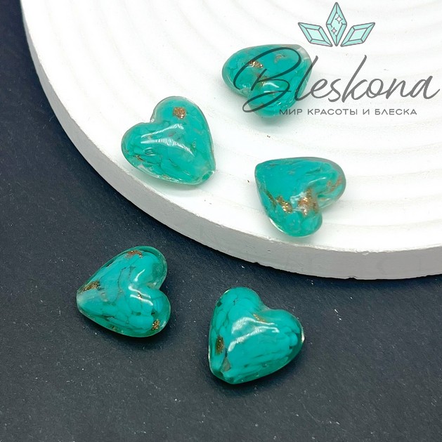 17*16,5 мм Бусина сердце зеленое с золотом