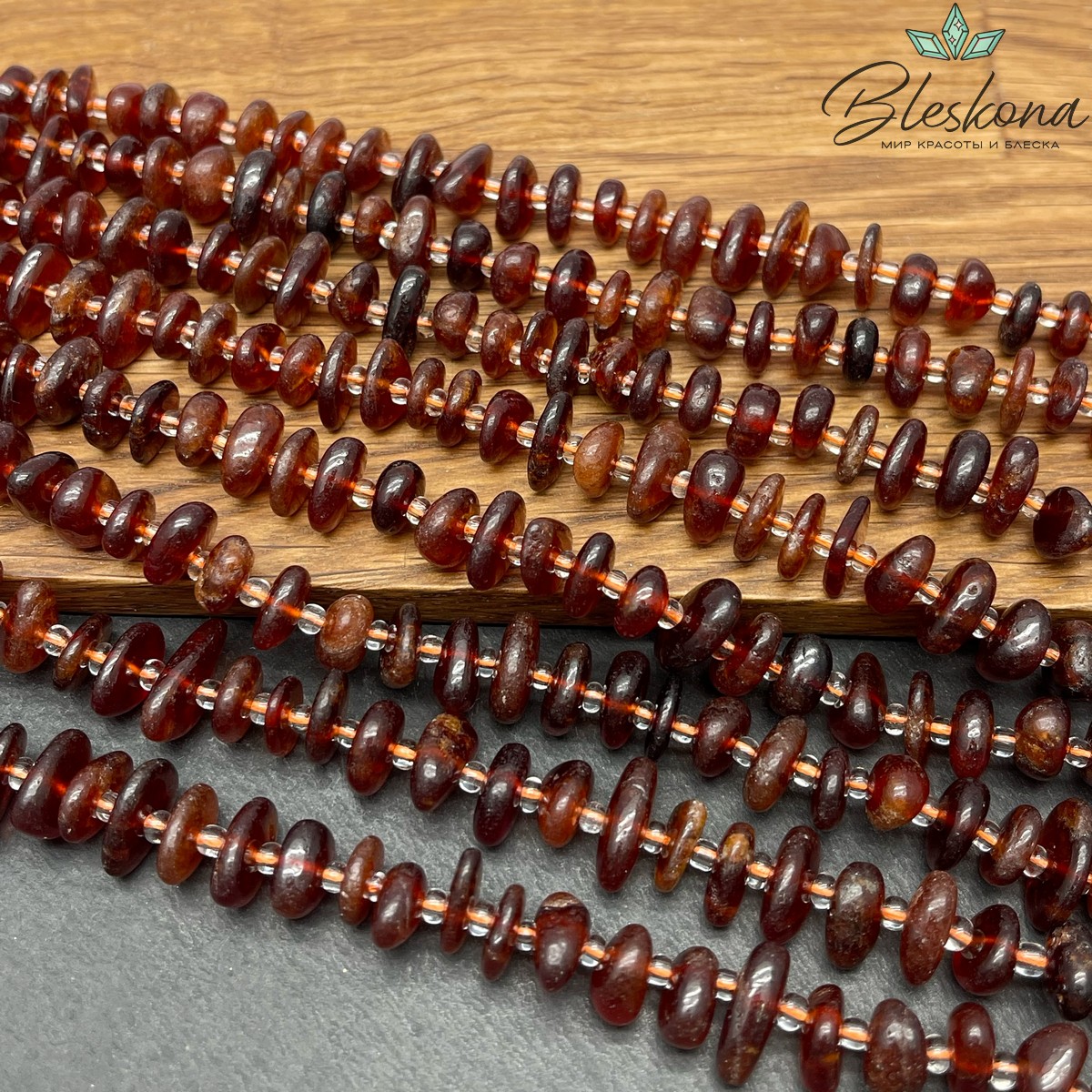 Гранат оранжевый сколы шлифованные (3-5)*(9-13) мм