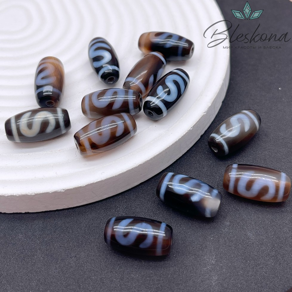 Бусина Дзи Денежный крючок бело-черный бочонок 20*11 мм