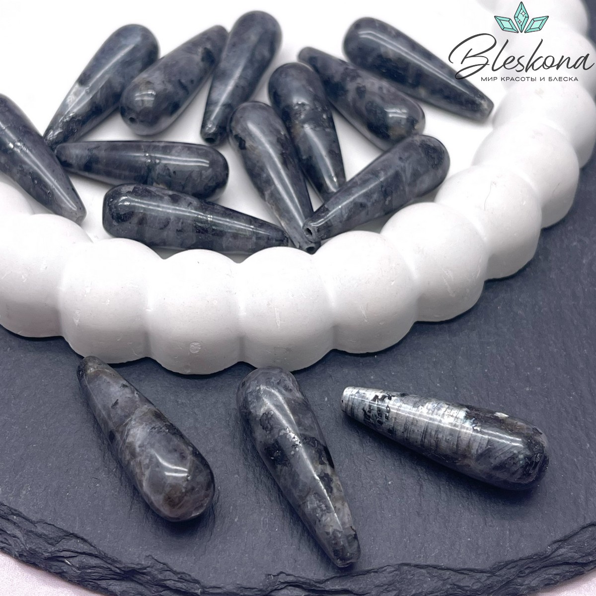 Лабрадорит капля 30*10 мм (штучно)