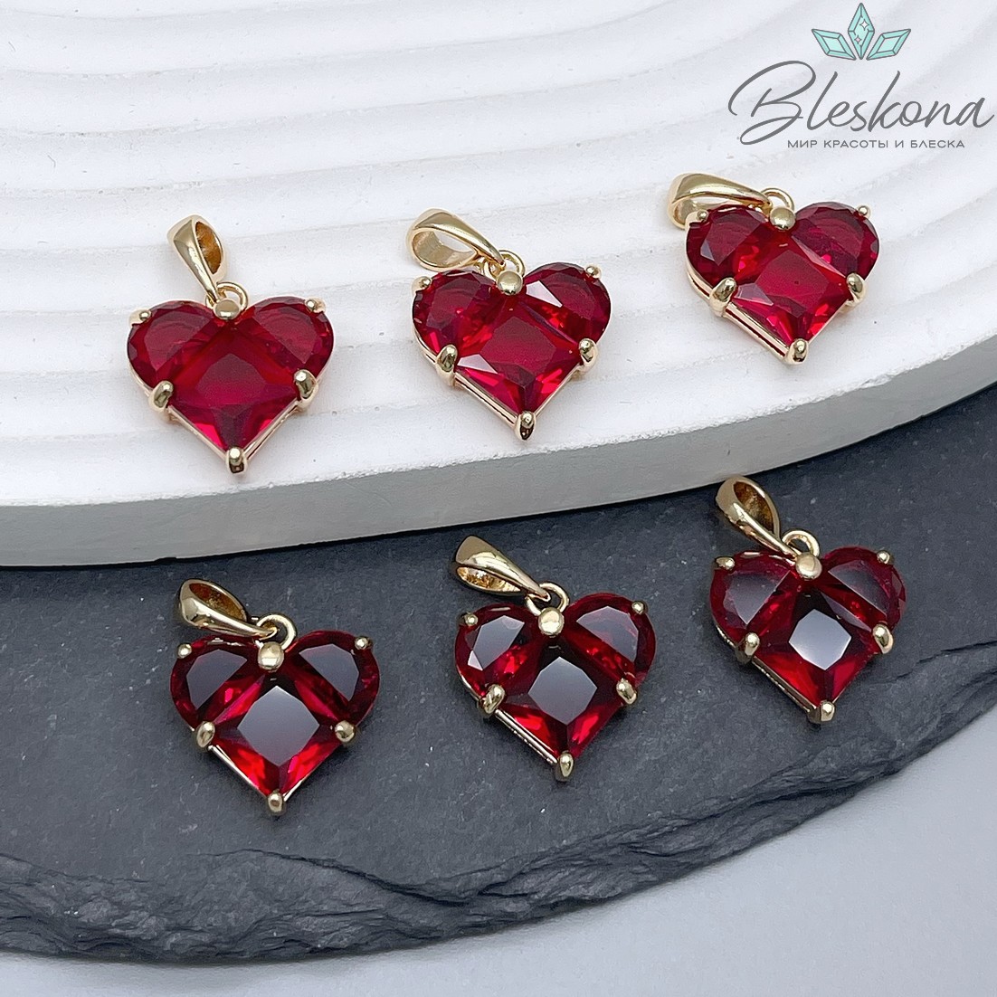 14,5*14 мм Цвет золото, Подвеска Сердце красные цирконы