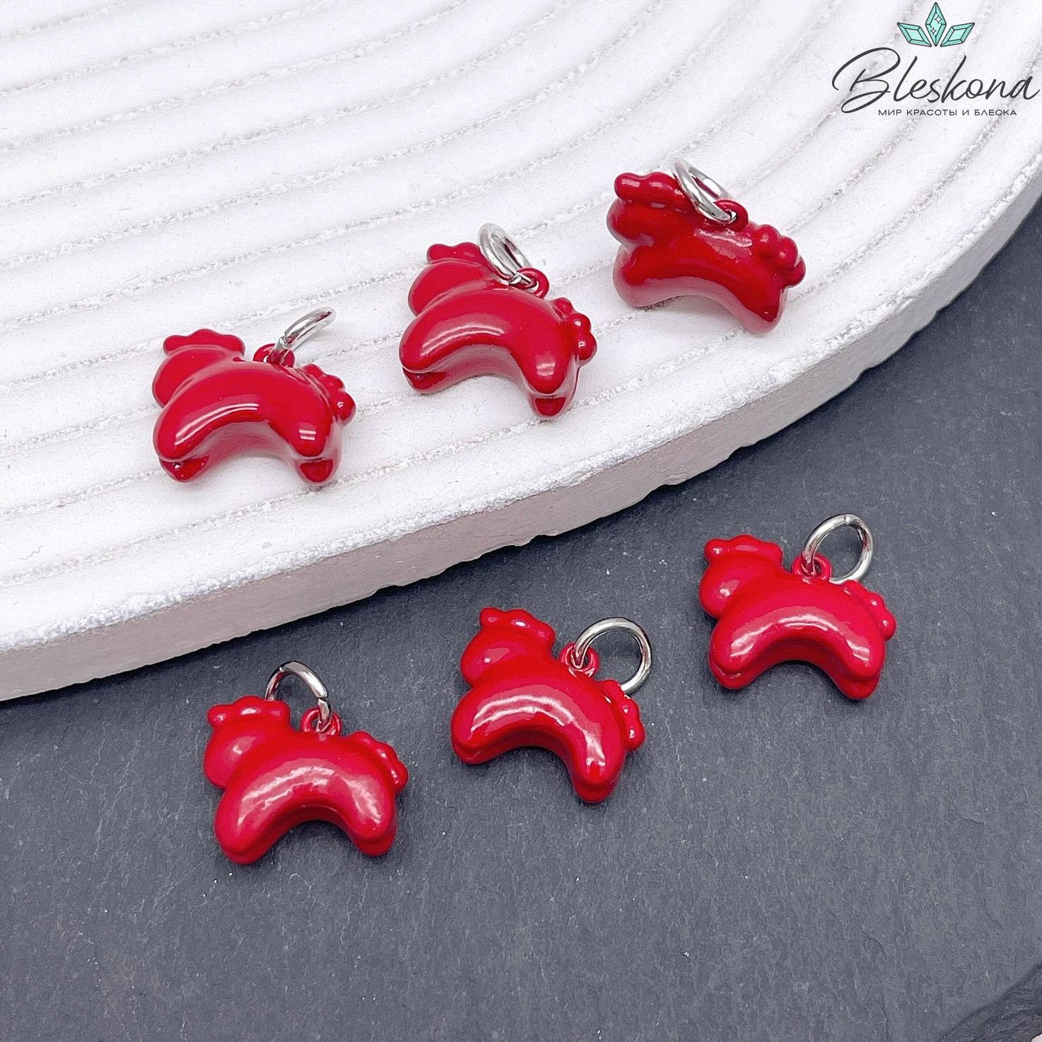 12*14,5 мм Цвет серебро, Подвеска Дымковская Лошадка красная эмаль