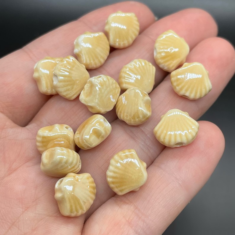 11,5*9,5 мм Бусина ракушка, керамика цвет коричневый