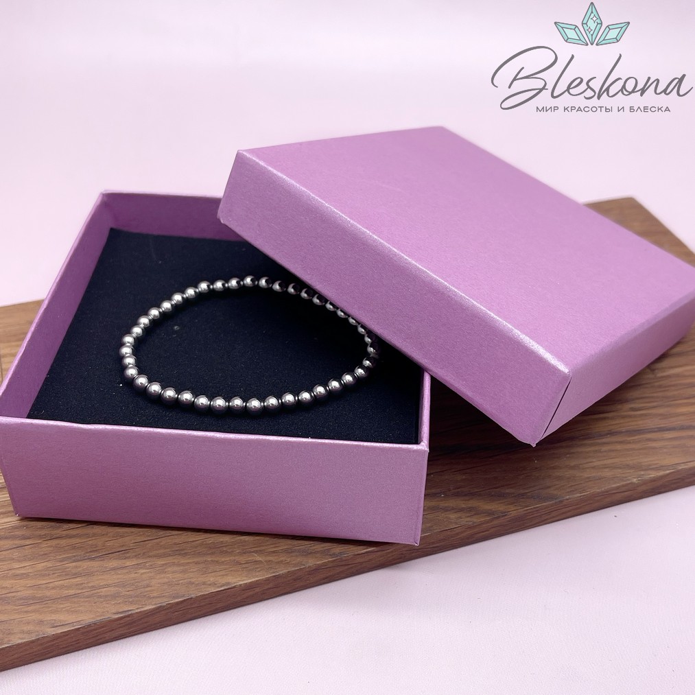 Коробка Фиолетовая перламутр черная подложка 9*9*3 см