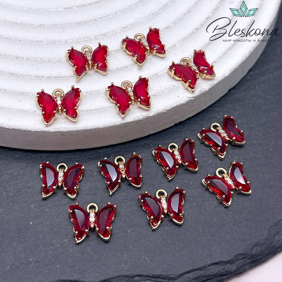 9,5*11 мм, Цвет золото, Подвеска бабочка стекло красное 