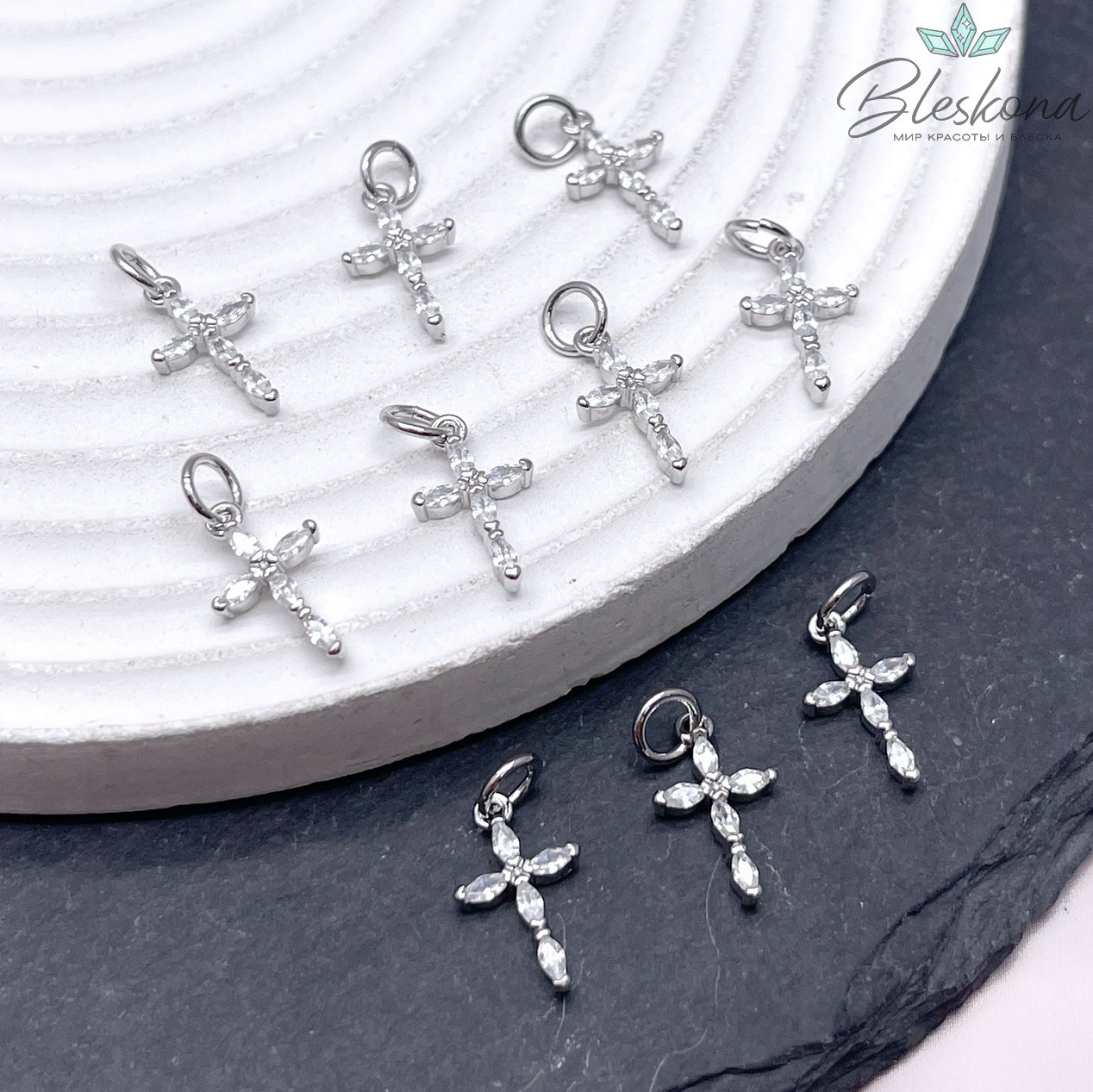 13,3*8 мм Цвет серебро, Подвеска крест мини с белыми цирконами