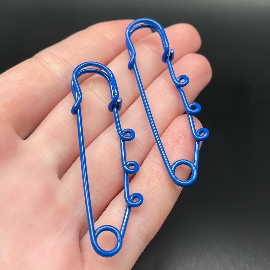 6 см , Основа булавка 3 колечка темно-синяя эмаль