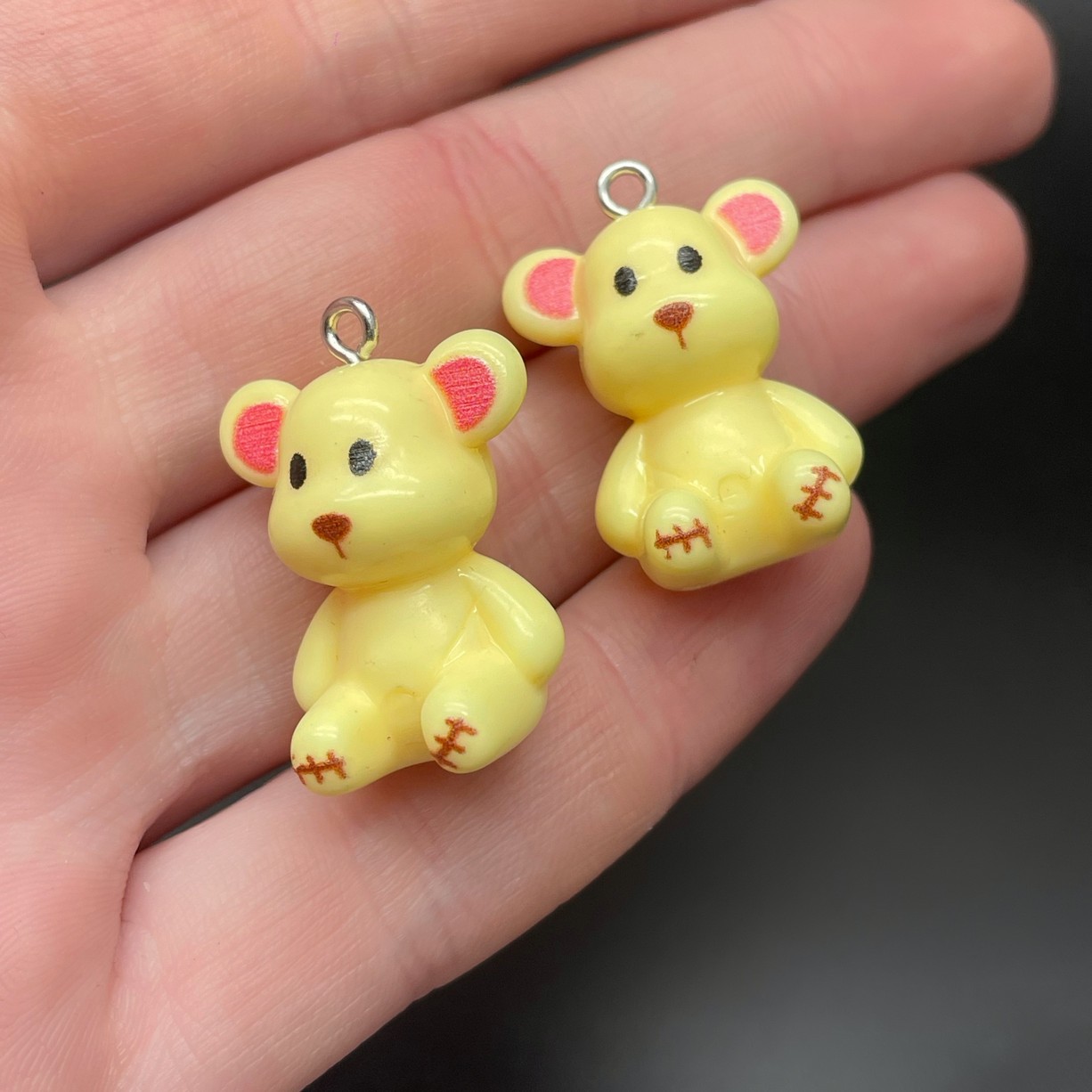 10,5*22мм, Цвет серебро, Подвеска Мишка желтый