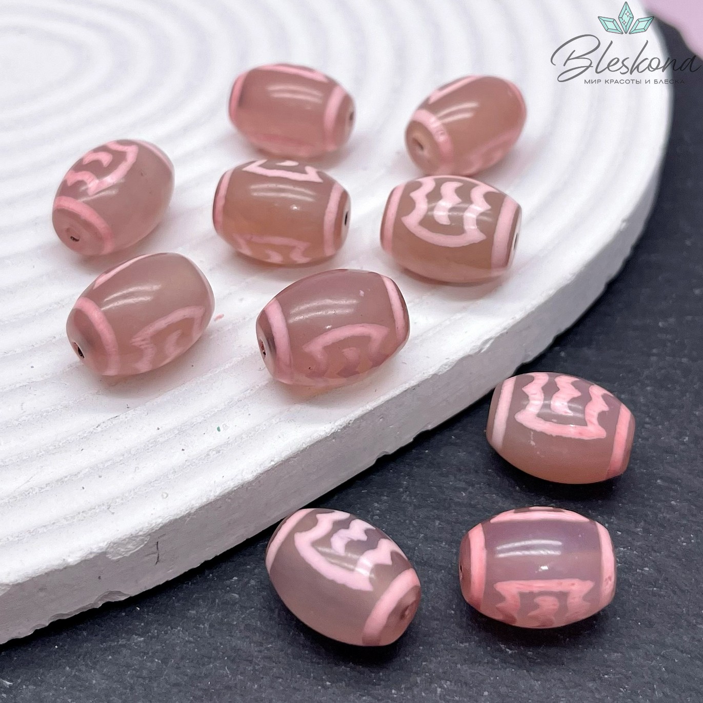 Бусина Дзи Птица Гаруда розовый бочонок 16*12 мм