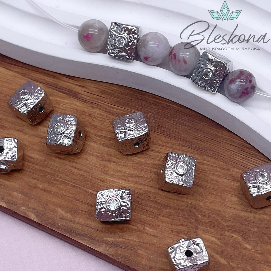 10*9 мм Цвет серебро, Разделитель куб фриформ циркон 