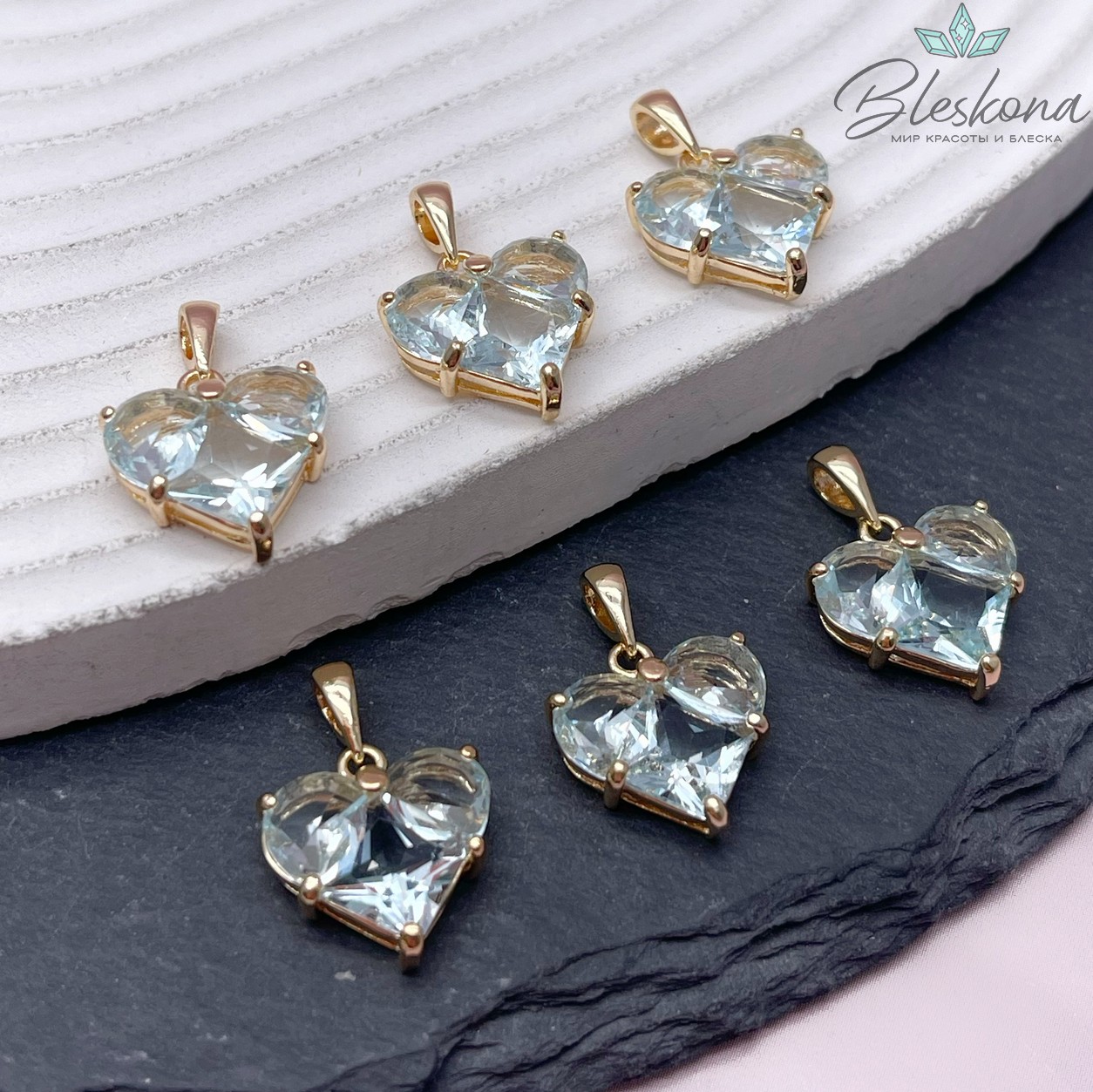 14,5*14 мм Цвет золото, Подвеска Сердце голубые цирконы 