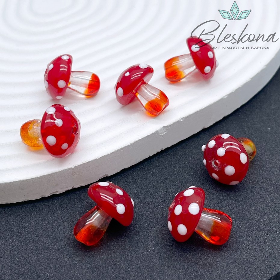18*16 мм Бусина гриб красный