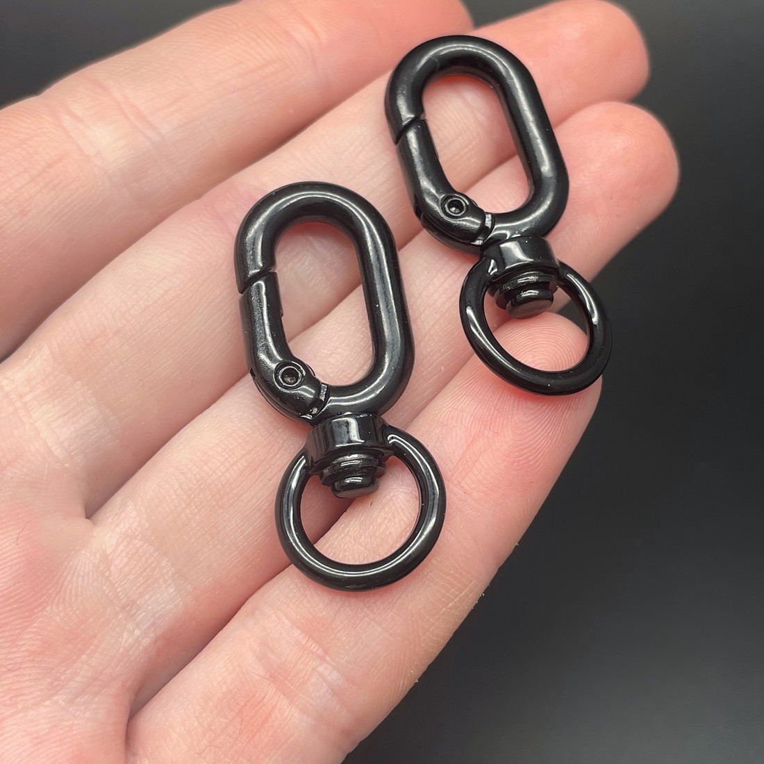 15,7*38мм , Замок крупный черная  эмаль 