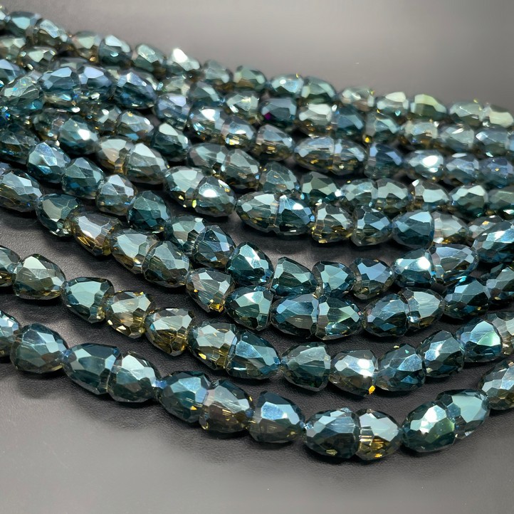 8 мм Стекло Lux, колокольчик, цвет темно- зеленый