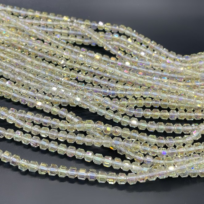 3,5*4 мм Стекло Lux, многогранник, цвет песочный с переливом