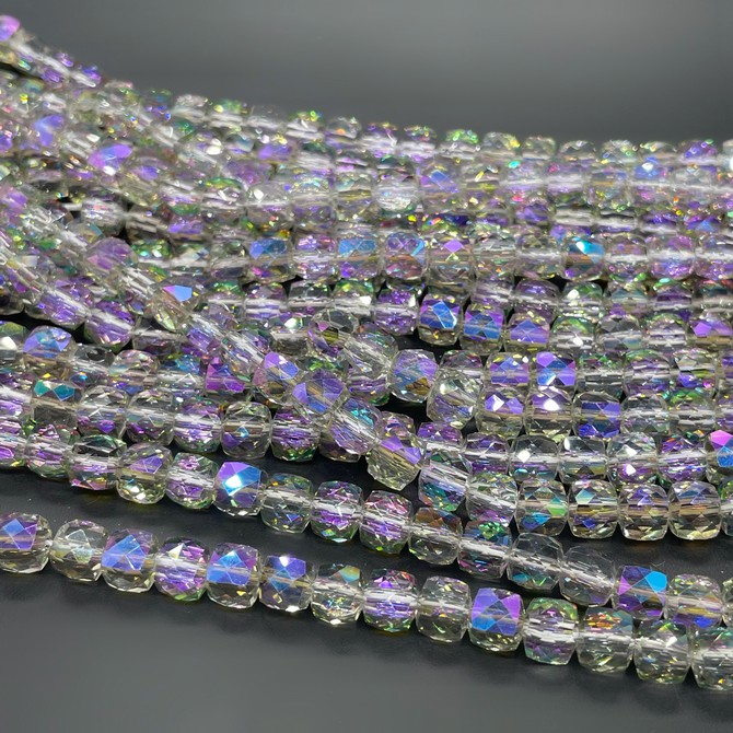6.5 мм Стекло Lux, куб огранка, цвет песочный с фиолетовым переливом