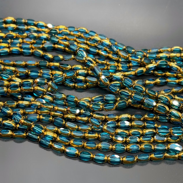 3,5*6 мм Стекло Lux, рис огранка, цвет голубой в обрамлении