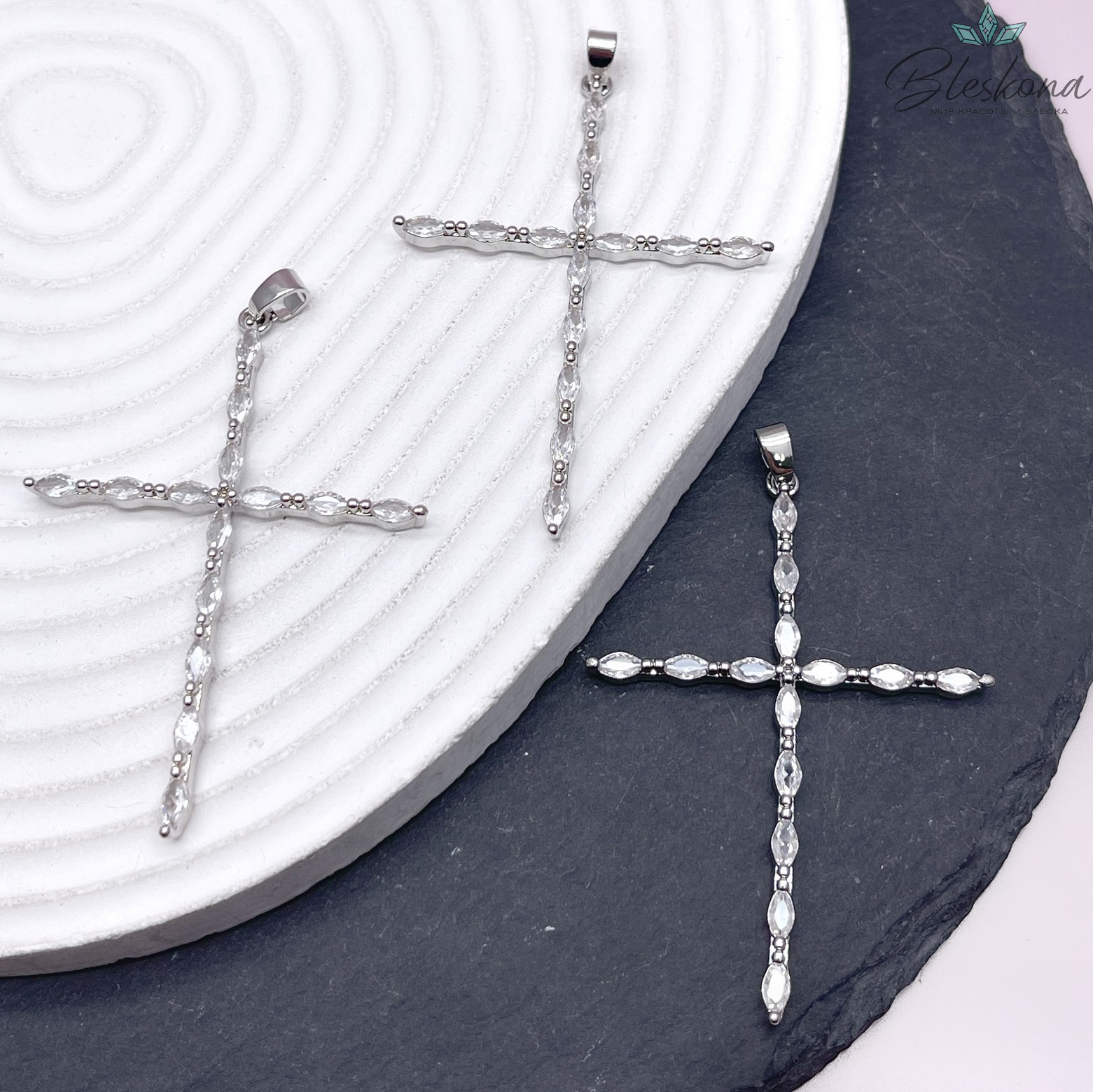 57*42мм Цвет серебро, Подвеска крест овальные цирконы