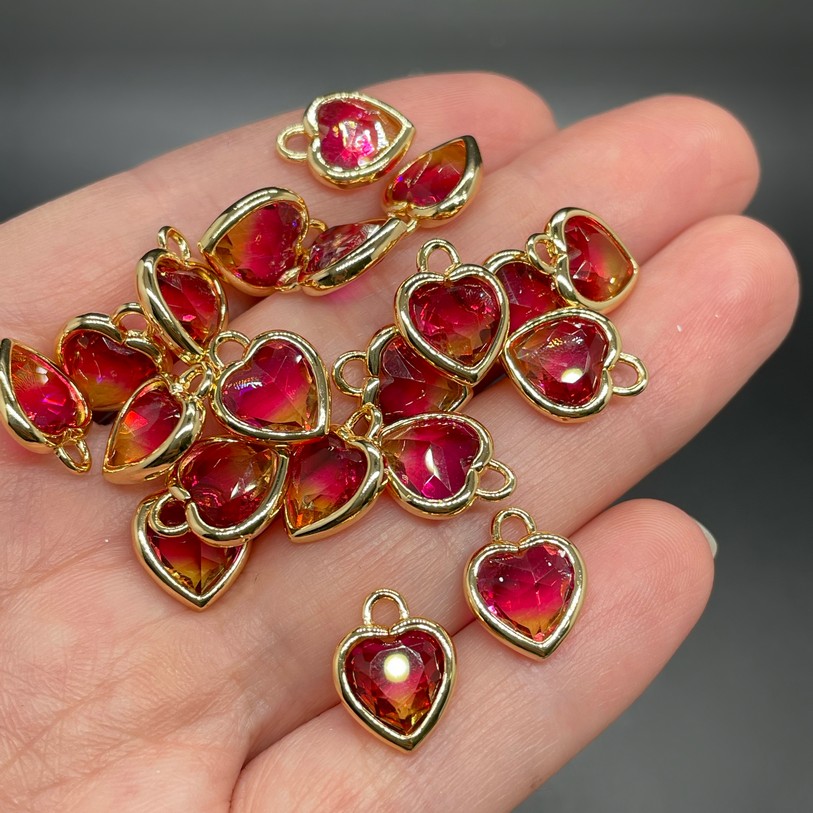 10 мм, Цвет золото, Подвеска сердце стекло малиново-желтое