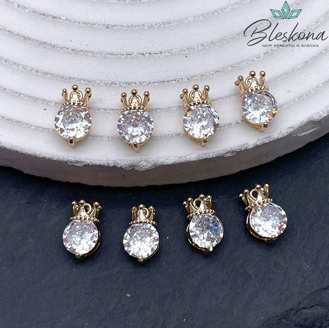 10*6 мм Цвет золото, Подвеска круг циркон с короной