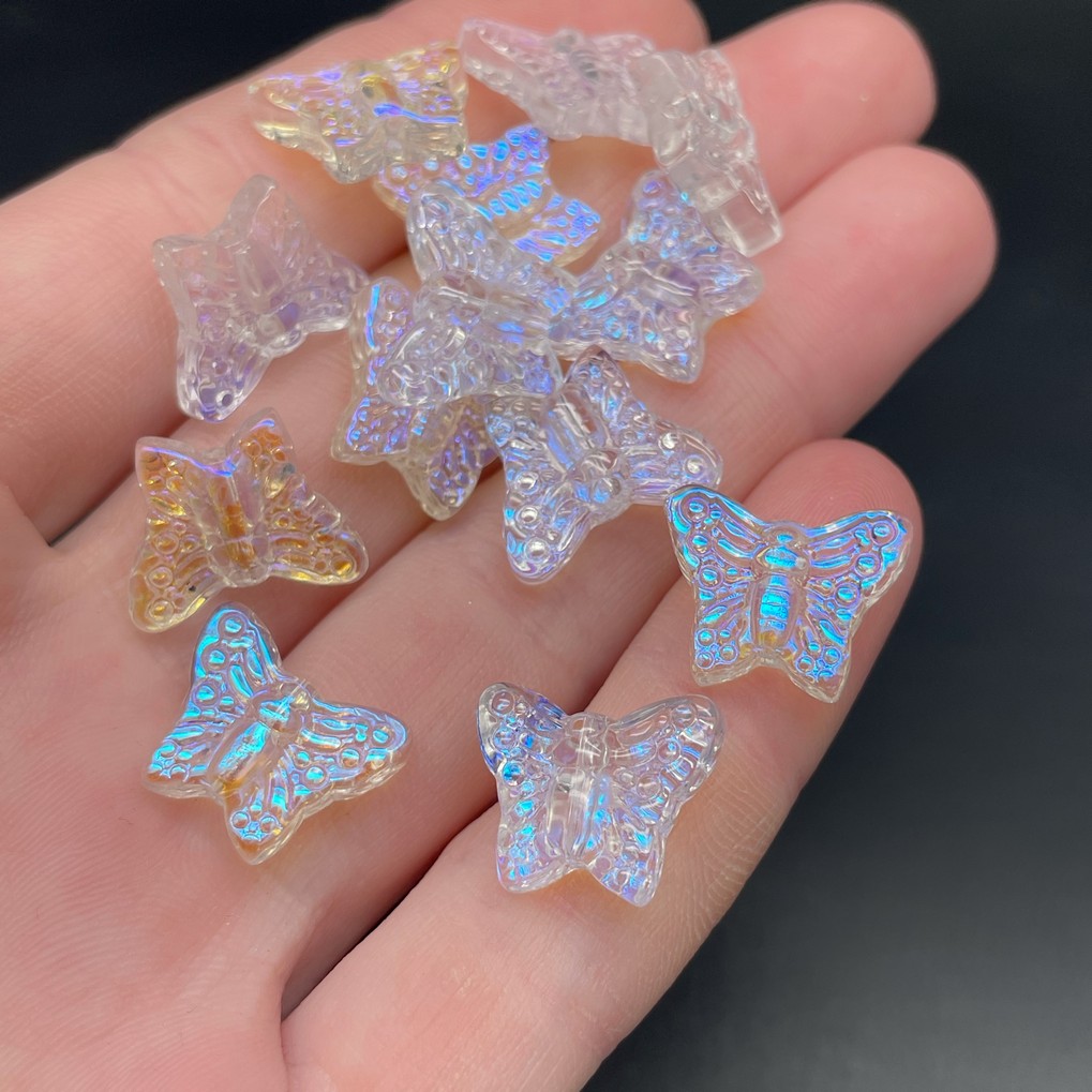 12*15 мм, Бусина Бабочка белая с синим переливом