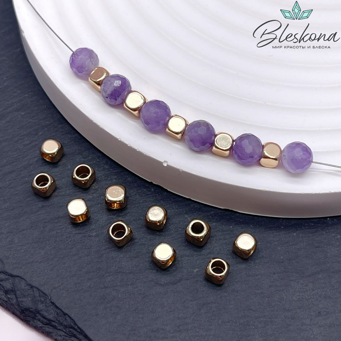 4 мм Цвет золото, Бусина куб   