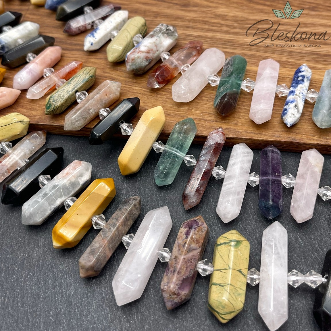 Микс из натуральных камней, форма маятник (8-9)*(17-35) мм