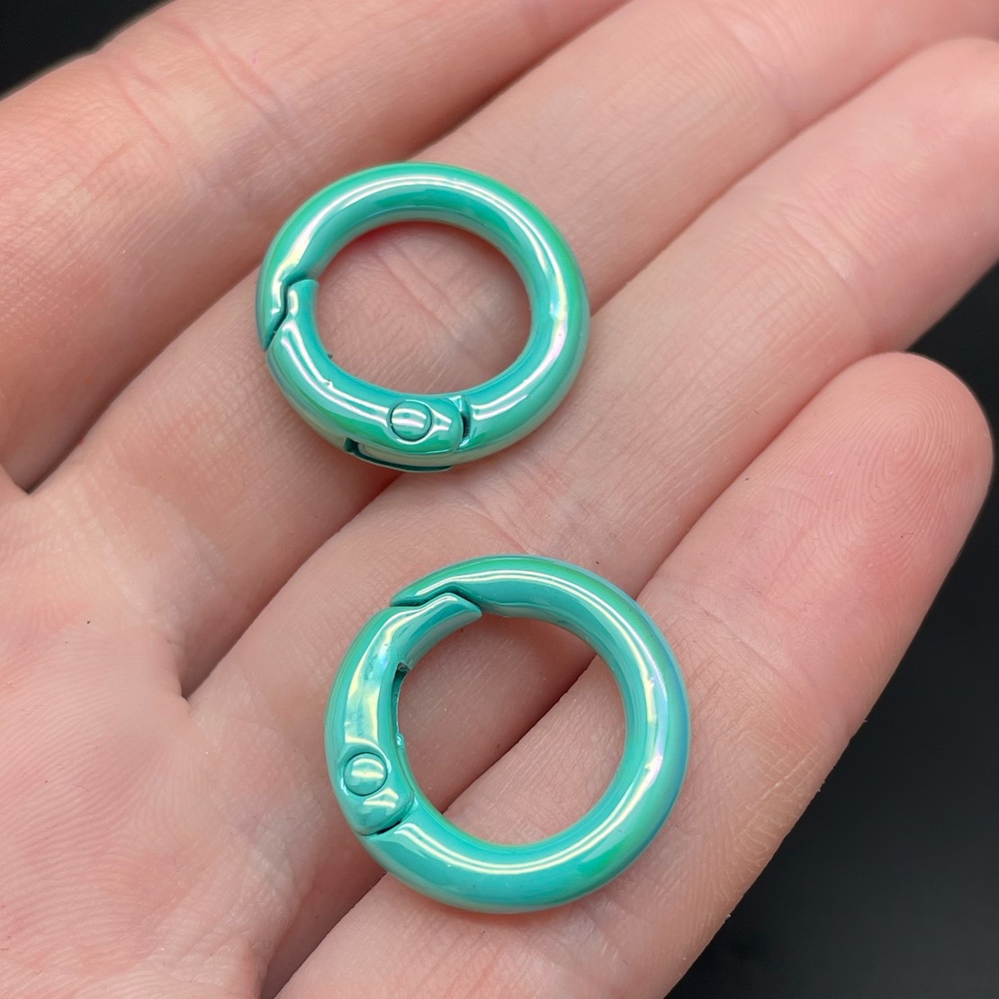 20мм , Замок круг бирюзовая эмаль с переливом 