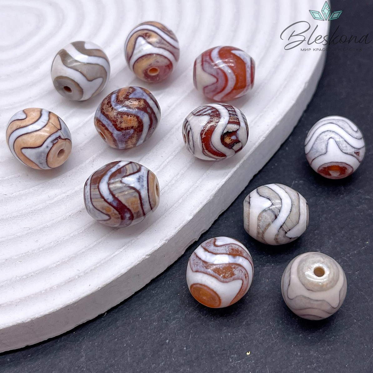 Бусина Дзи Волна серо-коричневый бочонок 14*14 мм