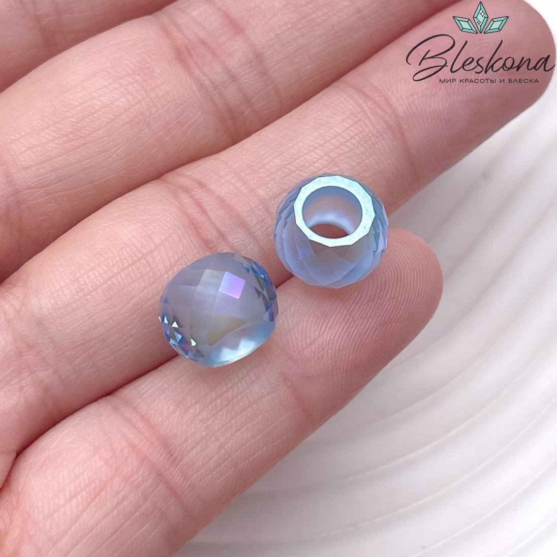 5043 Briolette XXL Hole 11мм Aquamarine Shimmer 2X