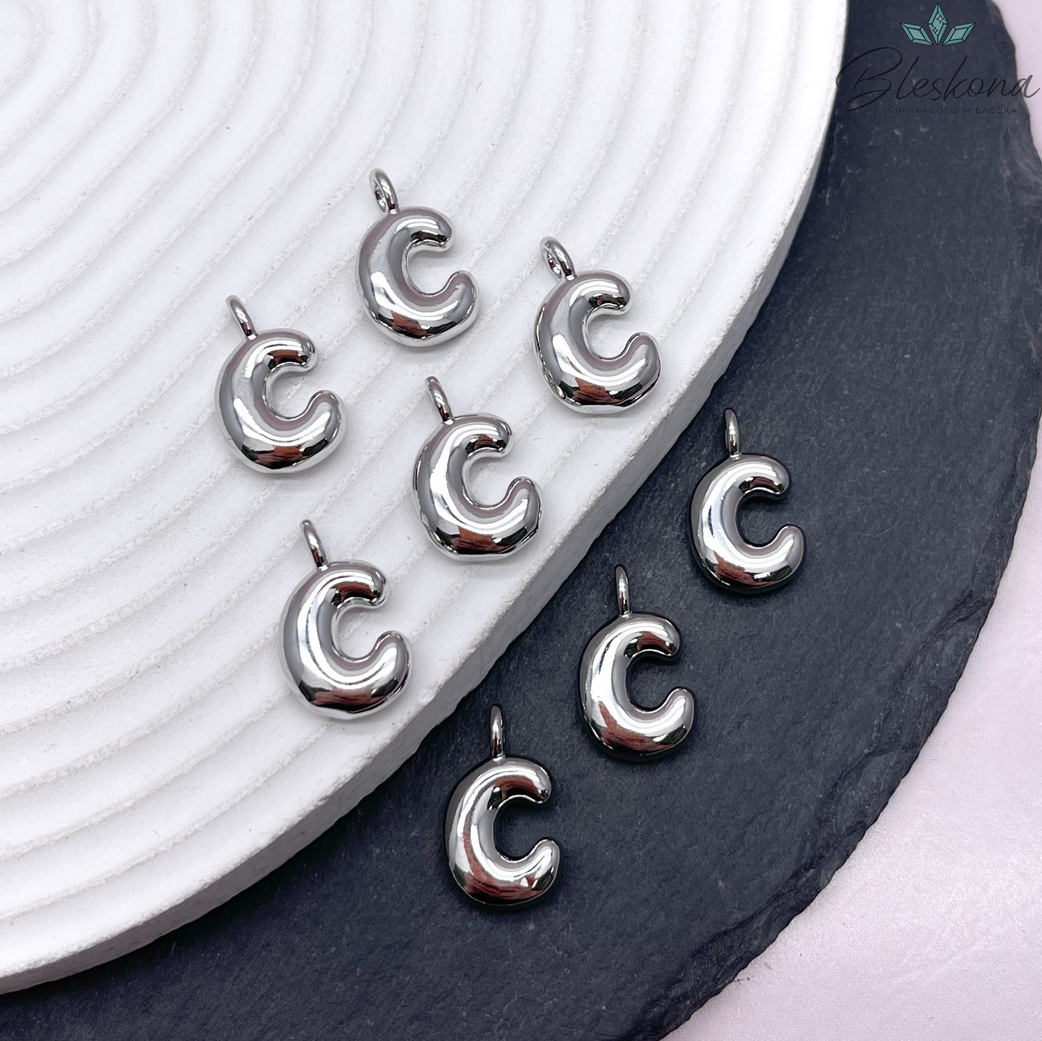 18 мм, Цвет серебро, Буква объемная С