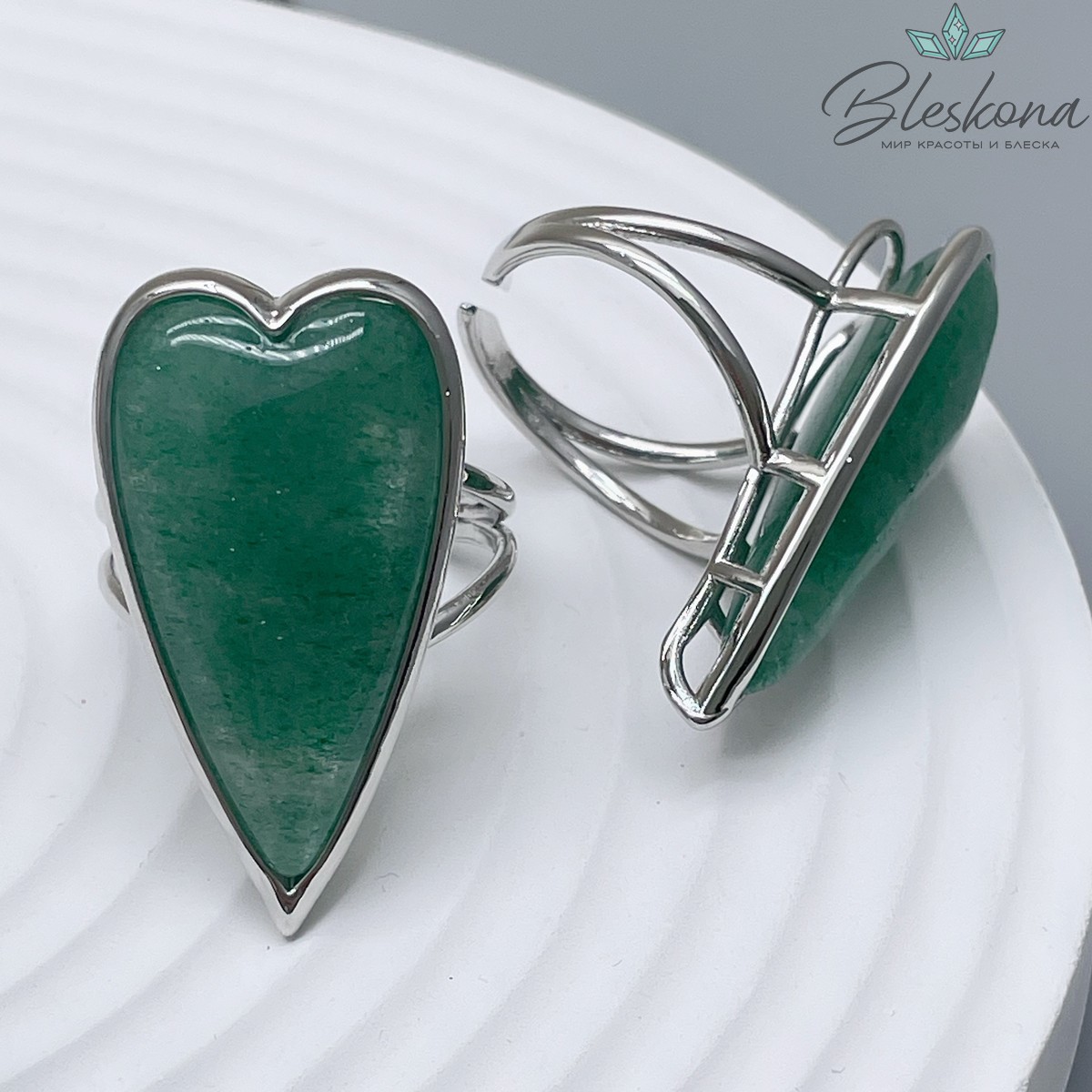 21мм,Цвет серебро, Кольцо сердце 34*18,3мм Кварц тонированный зеленый безразмерное 