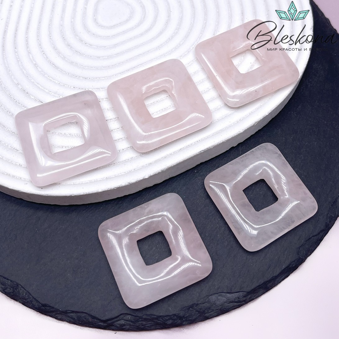 34 мм Подвеска квадрат Розовый кварц