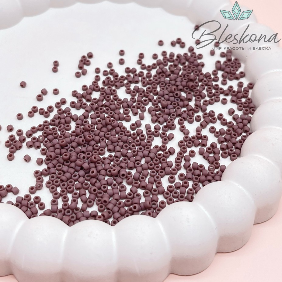 Бисер TOHO round 11/0 цвет №52 (оттенок лилового)
