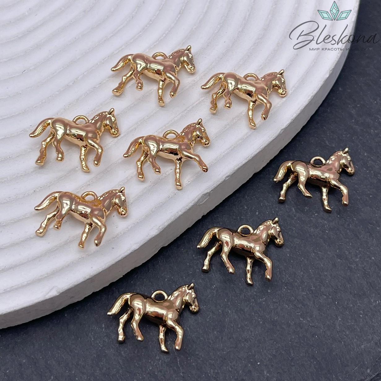 18*20 мм Цвет золото, Подвеска Лошадь