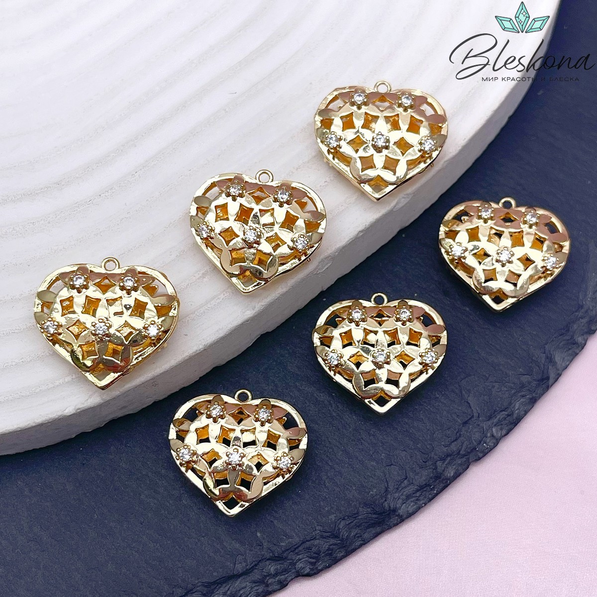 19,5*19мм Цвет золото, Подвеска сердце цветы цирконы