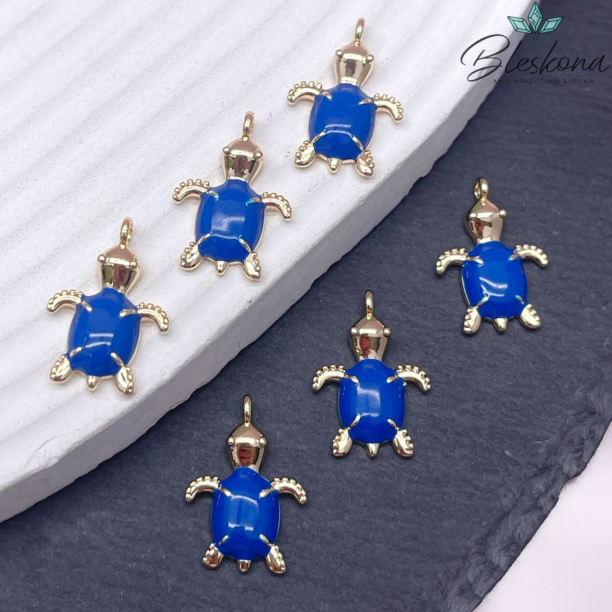19*13 Цвет золото, Подвеска черепаха синяя эмаль