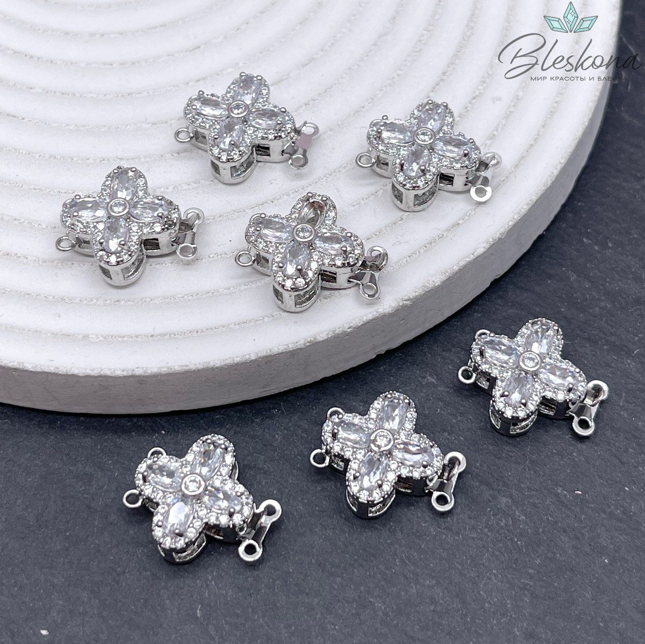 17*14,5мм Цвет серебро, Замок защелка клевер цирконы
