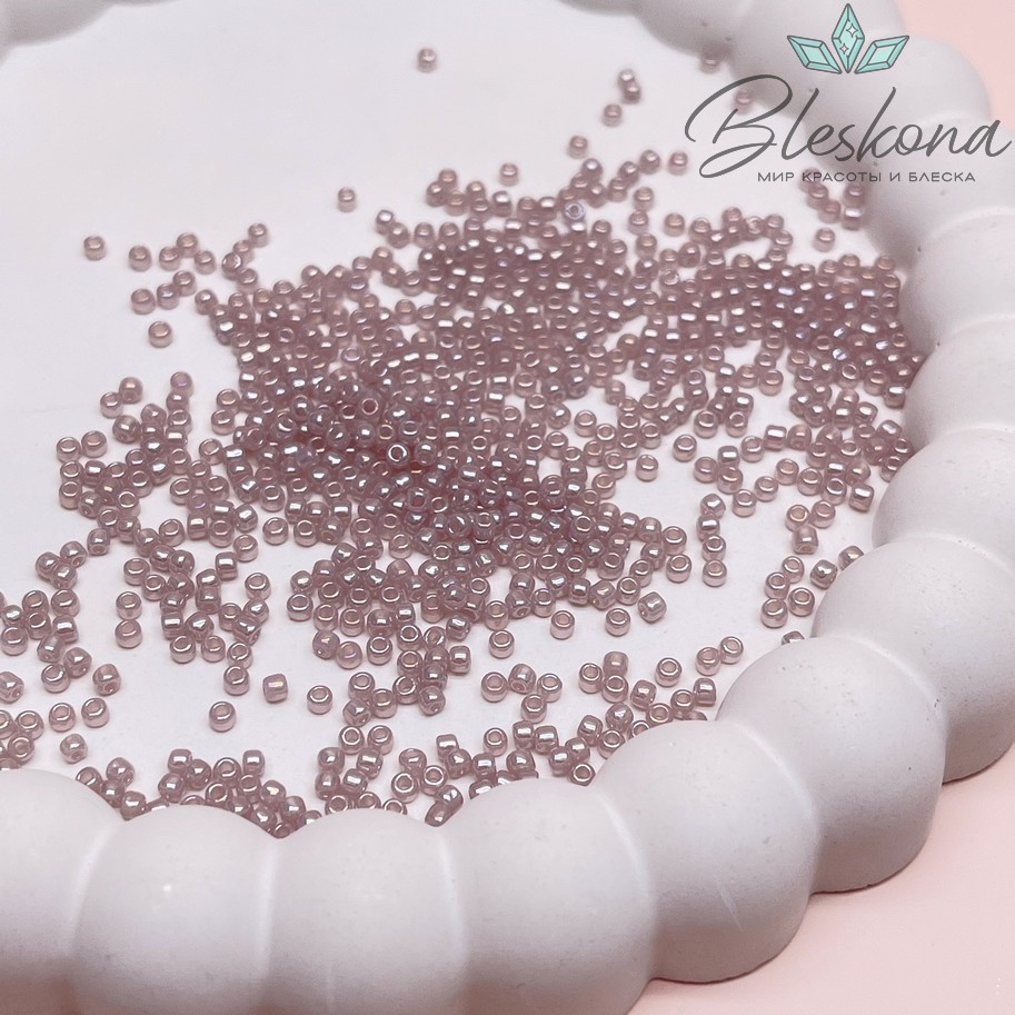 Бисер TOHO round 11/0 цвет №151 (оттенок лилового)