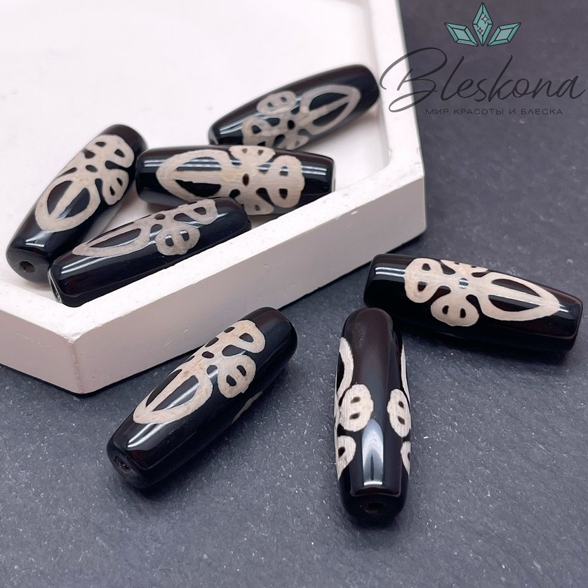 Бусина Дзи Кинжал Пурба (Пхурба) черно-белый  бочонок 30*11 мм